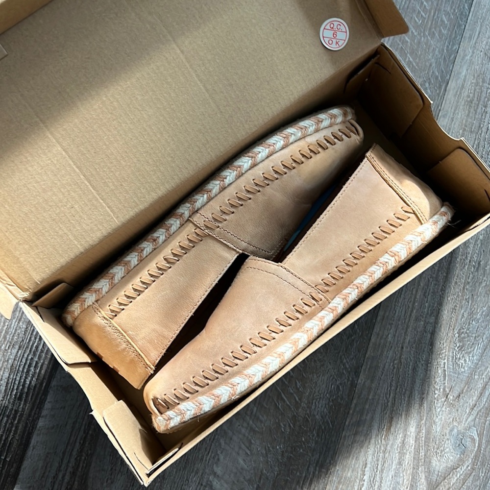 Honey Leather Rope Sole Toms